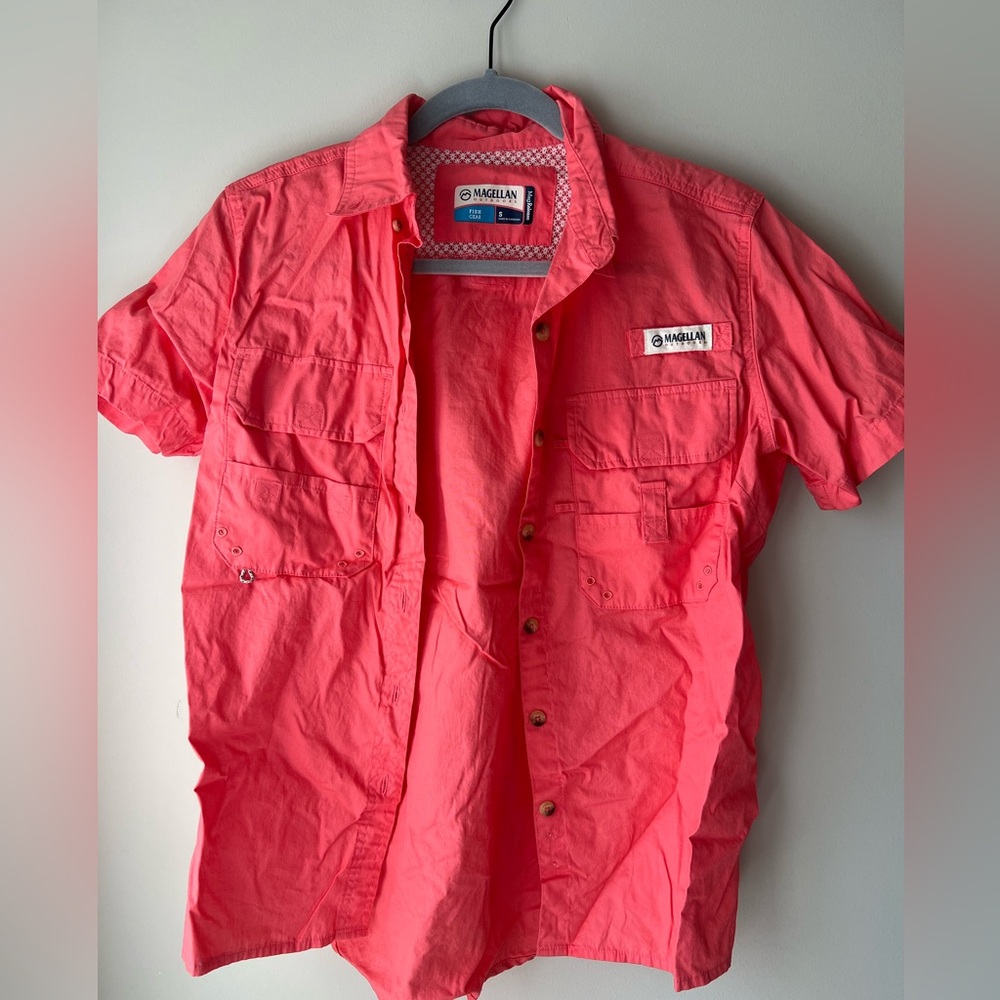 Women’s fishing shirt